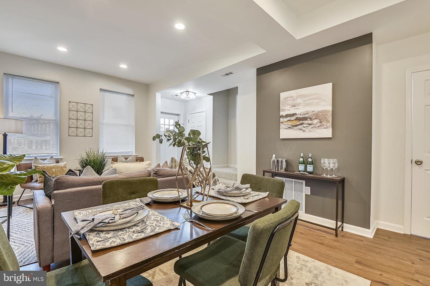 2613 LOYOLA NORTHWAY