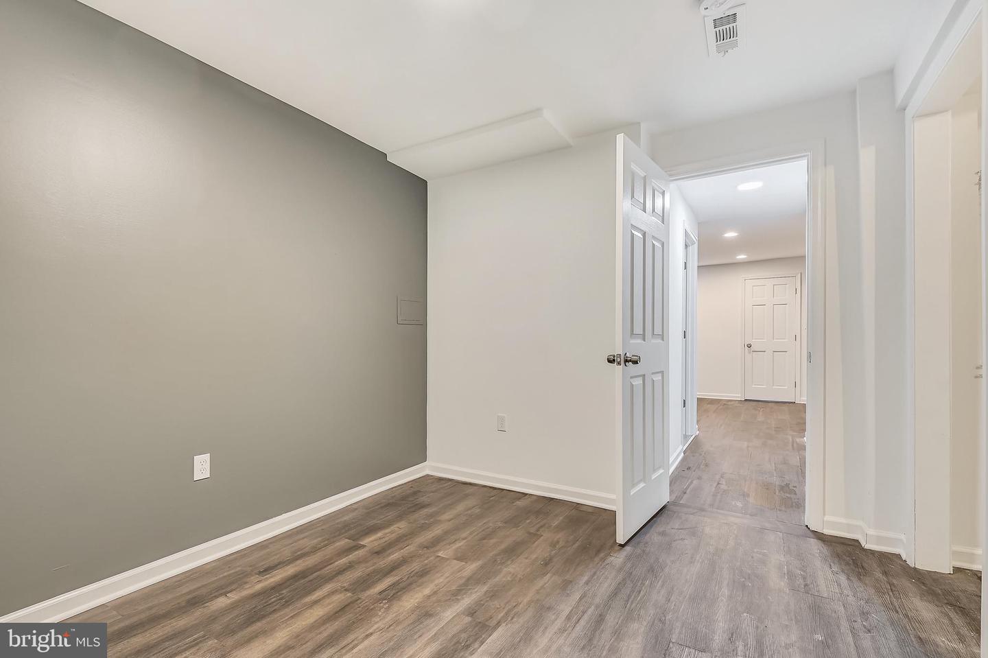2613 LOYOLA NORTHWAY