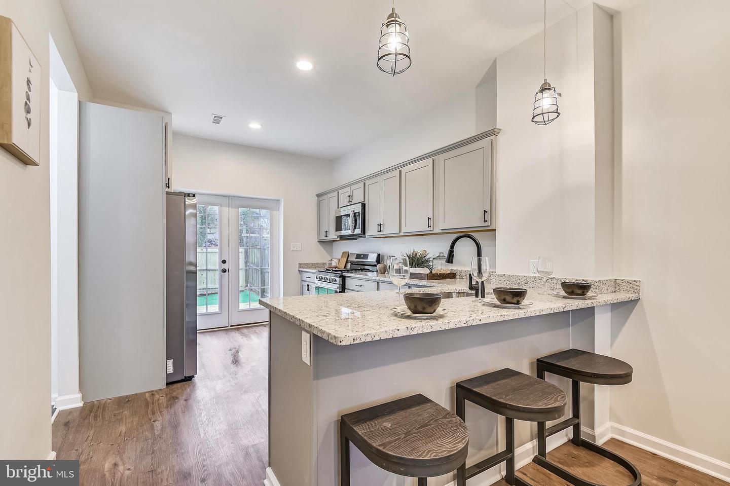 2613 LOYOLA NORTHWAY