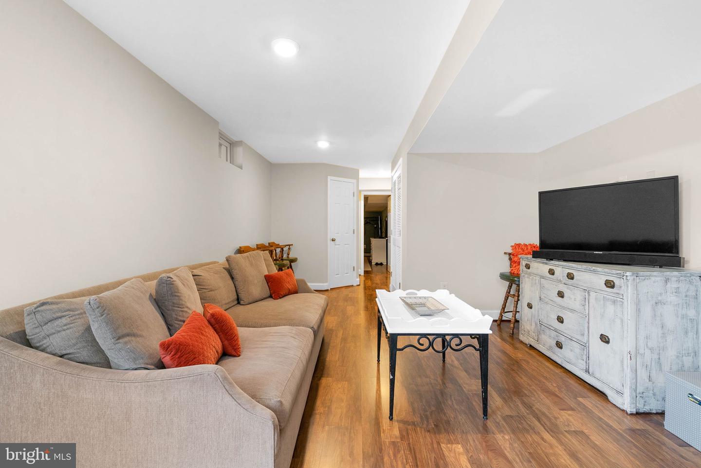 403 WILLIAM PLUMMER STREET