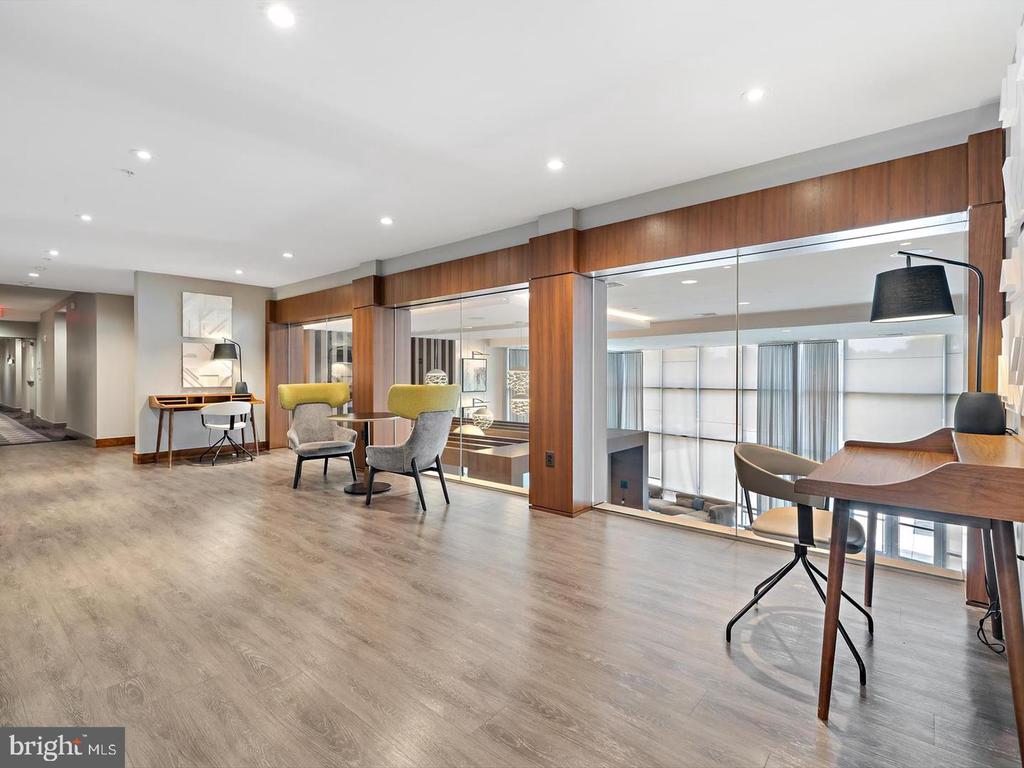 145 RIVERHAVEN DRIVE Unit: 155
