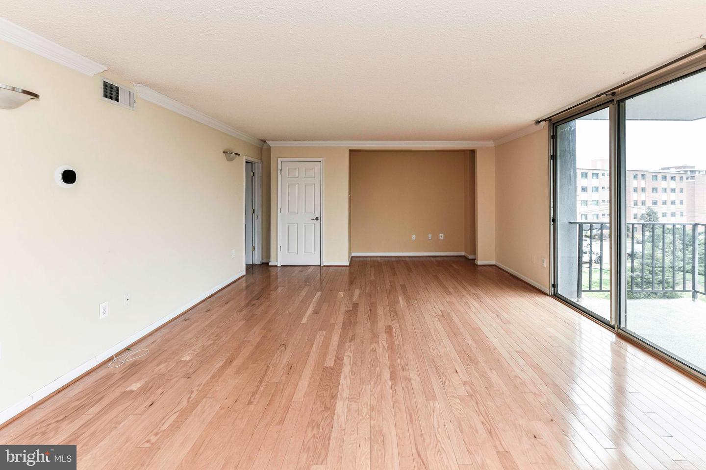 1515 S ARLINGTON RIDGE RD S #405