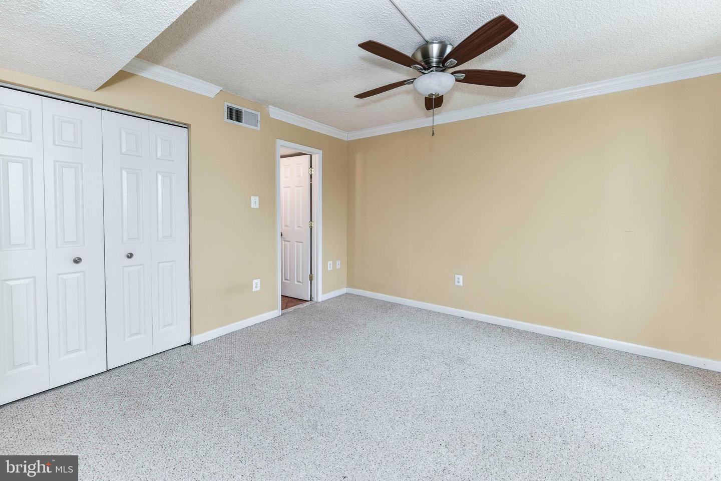 1515 S ARLINGTON RIDGE RD S #405