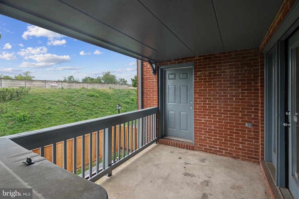 545 COLECROFT COURT