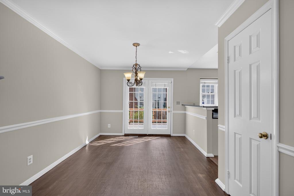 341 S PICKETT STREET