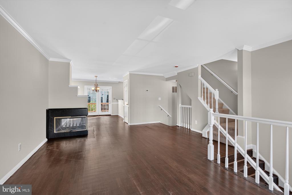 341 S PICKETT STREET