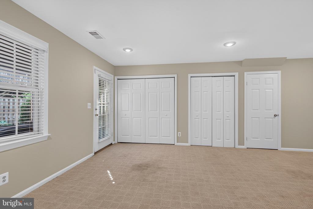 341 S PICKETT STREET