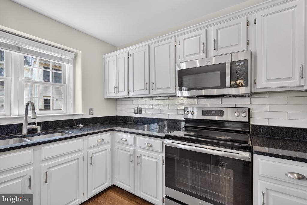 341 S PICKETT STREET
