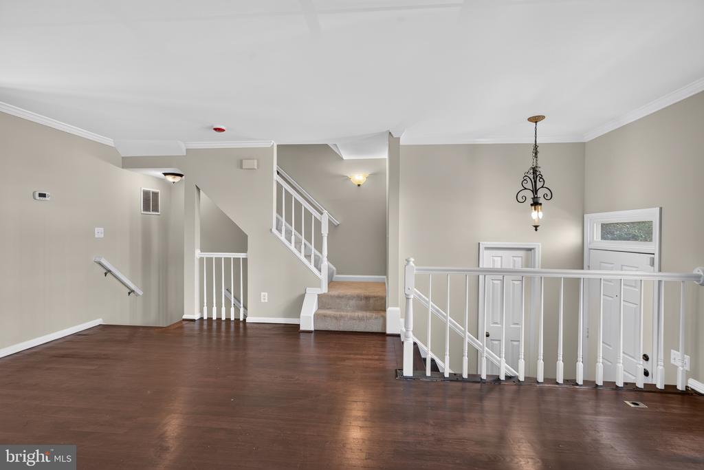341 S PICKETT STREET
