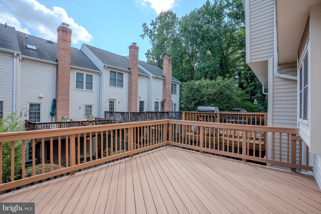 341 S PICKETT STREET