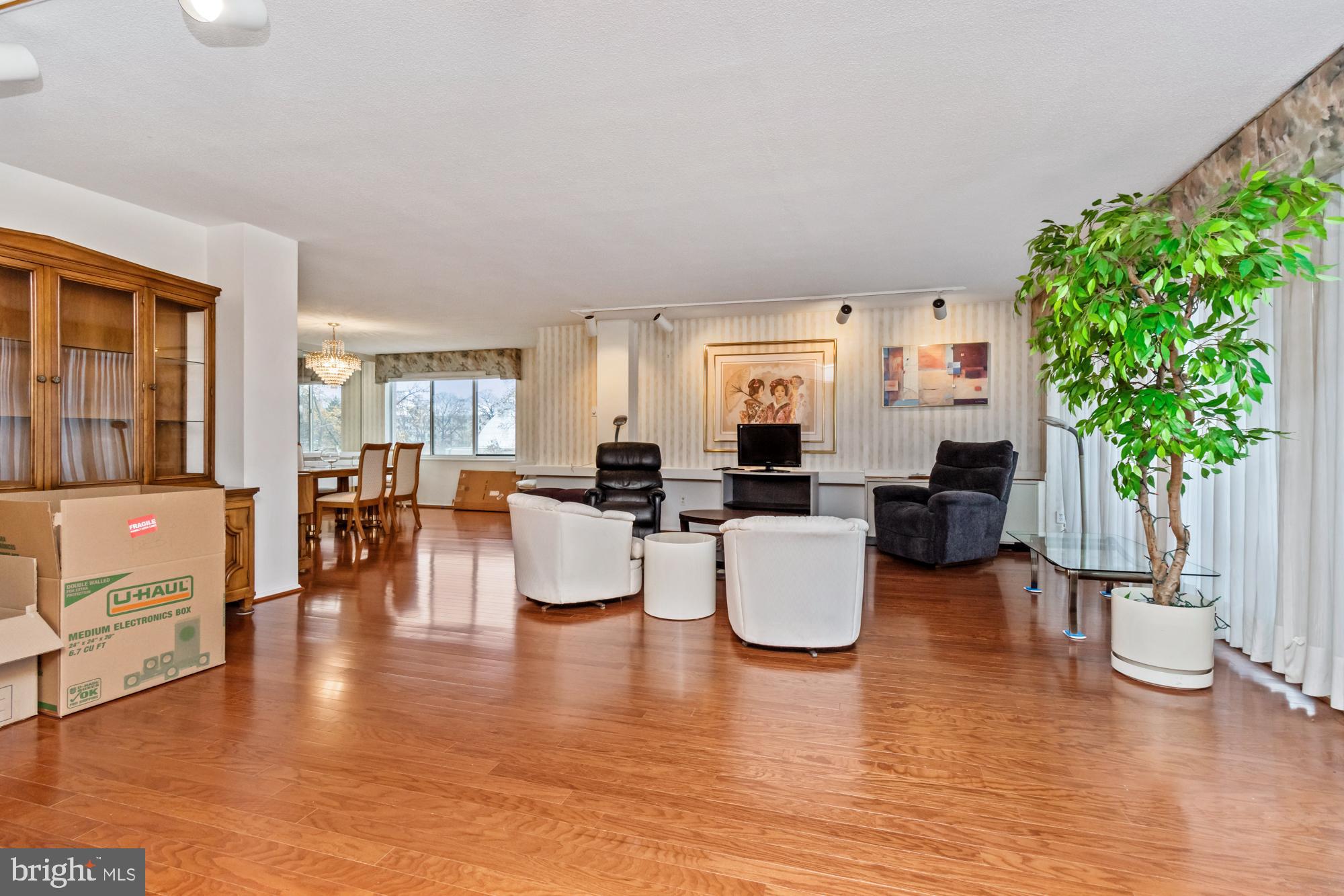 6210 PARK HEIGHTS AVENUE 400