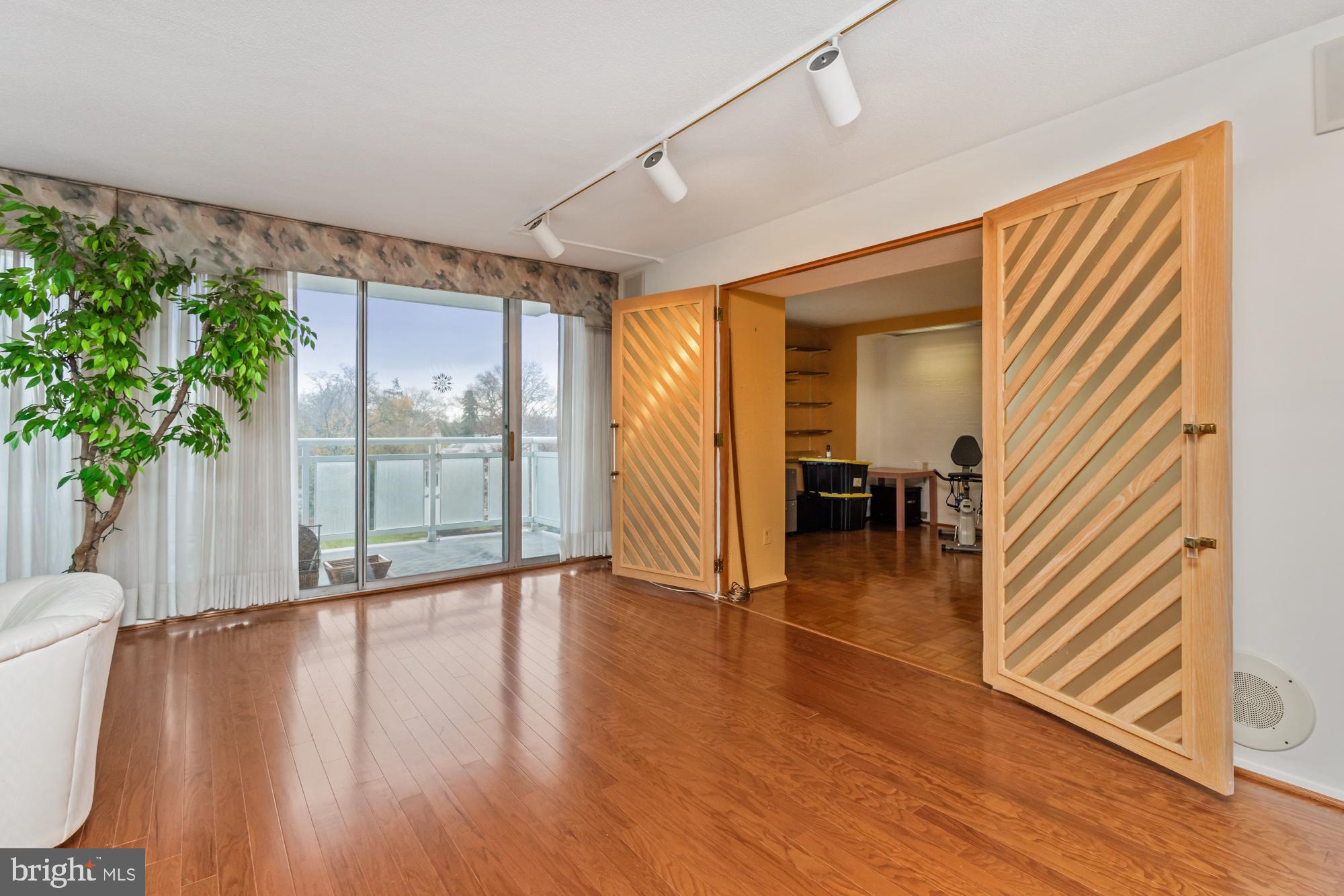 6210 PARK HEIGHTS AVENUE 400