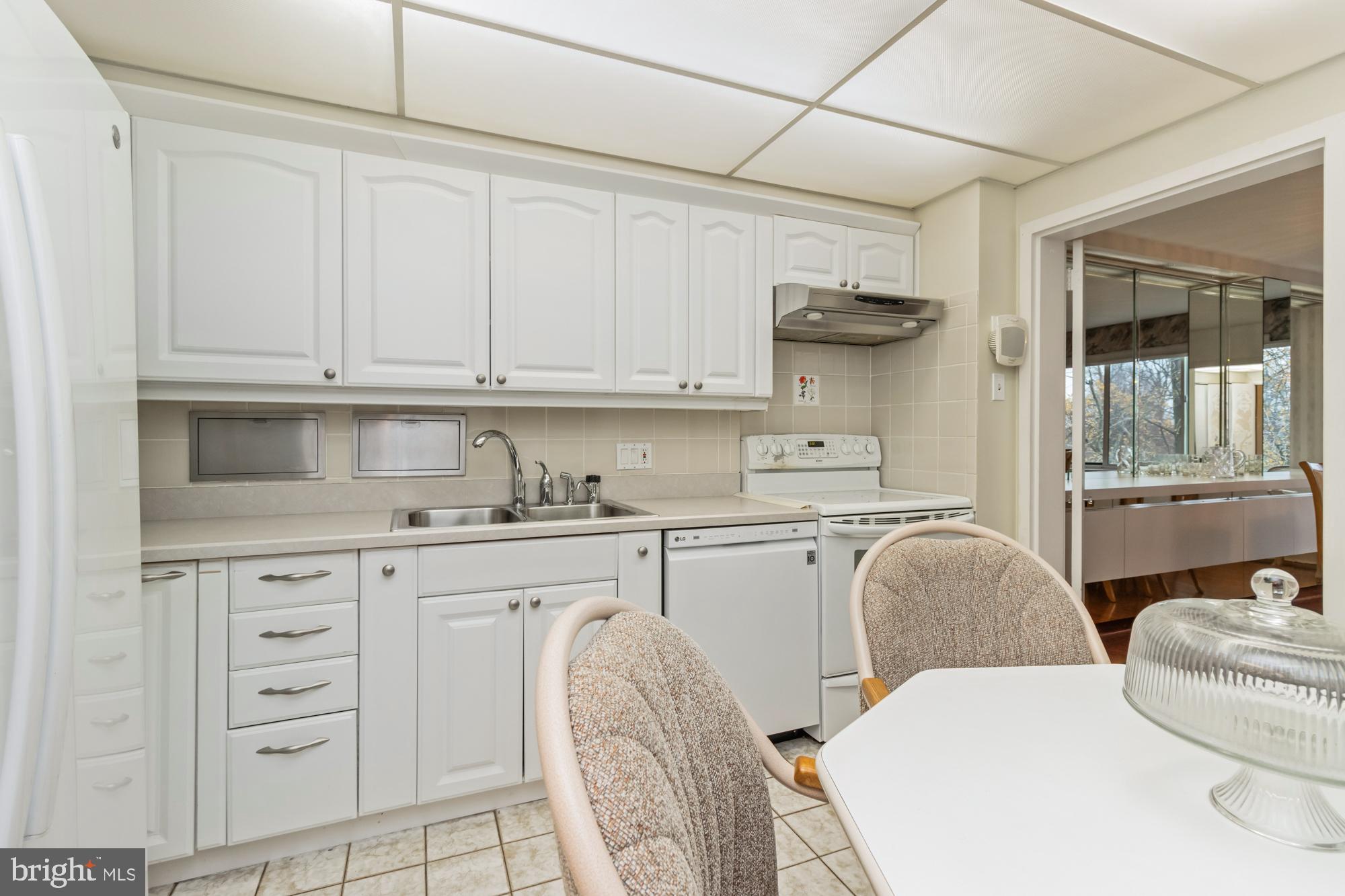 6210 PARK HEIGHTS AVENUE 400