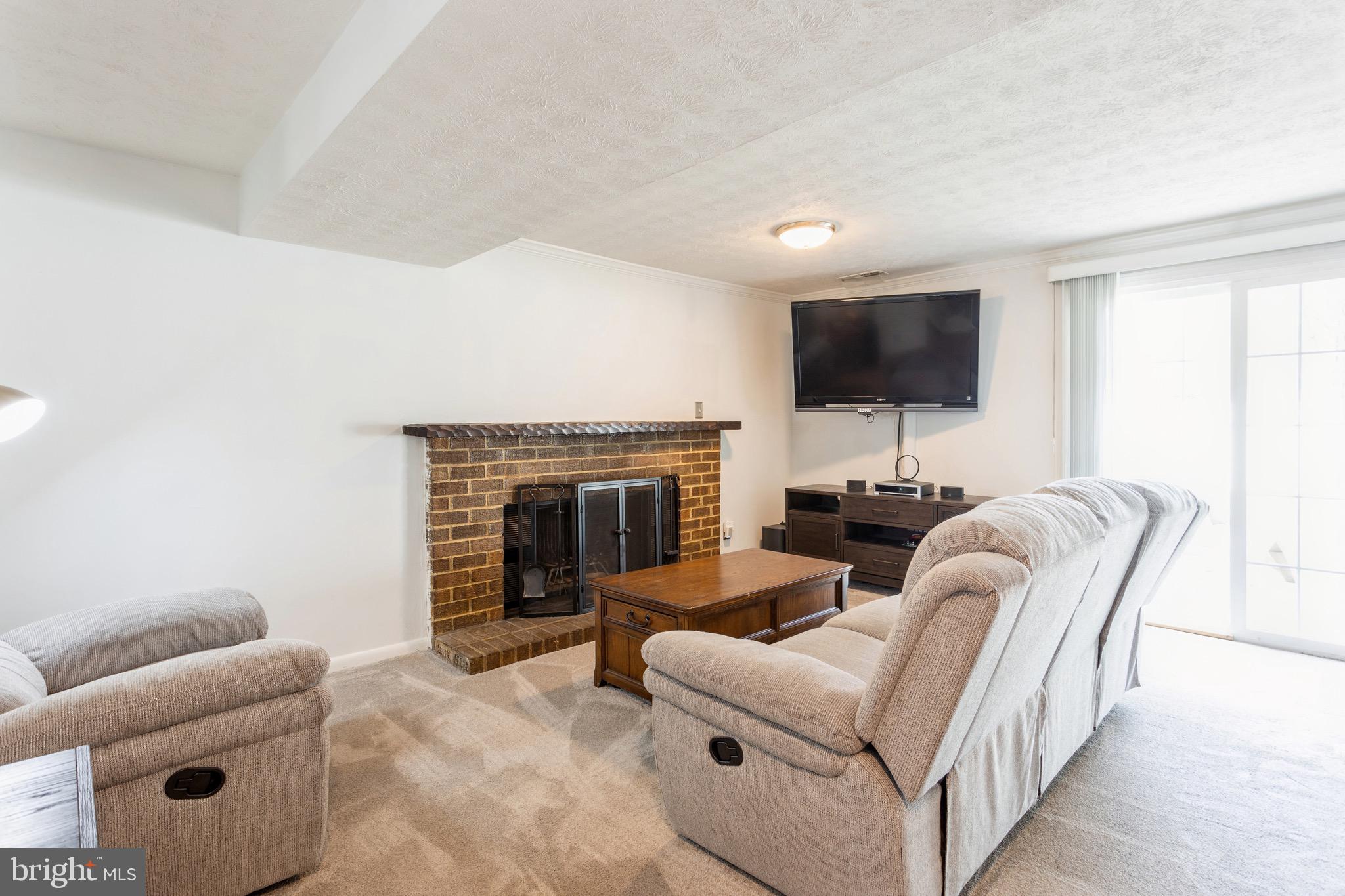 9318 Tulsemere Rd