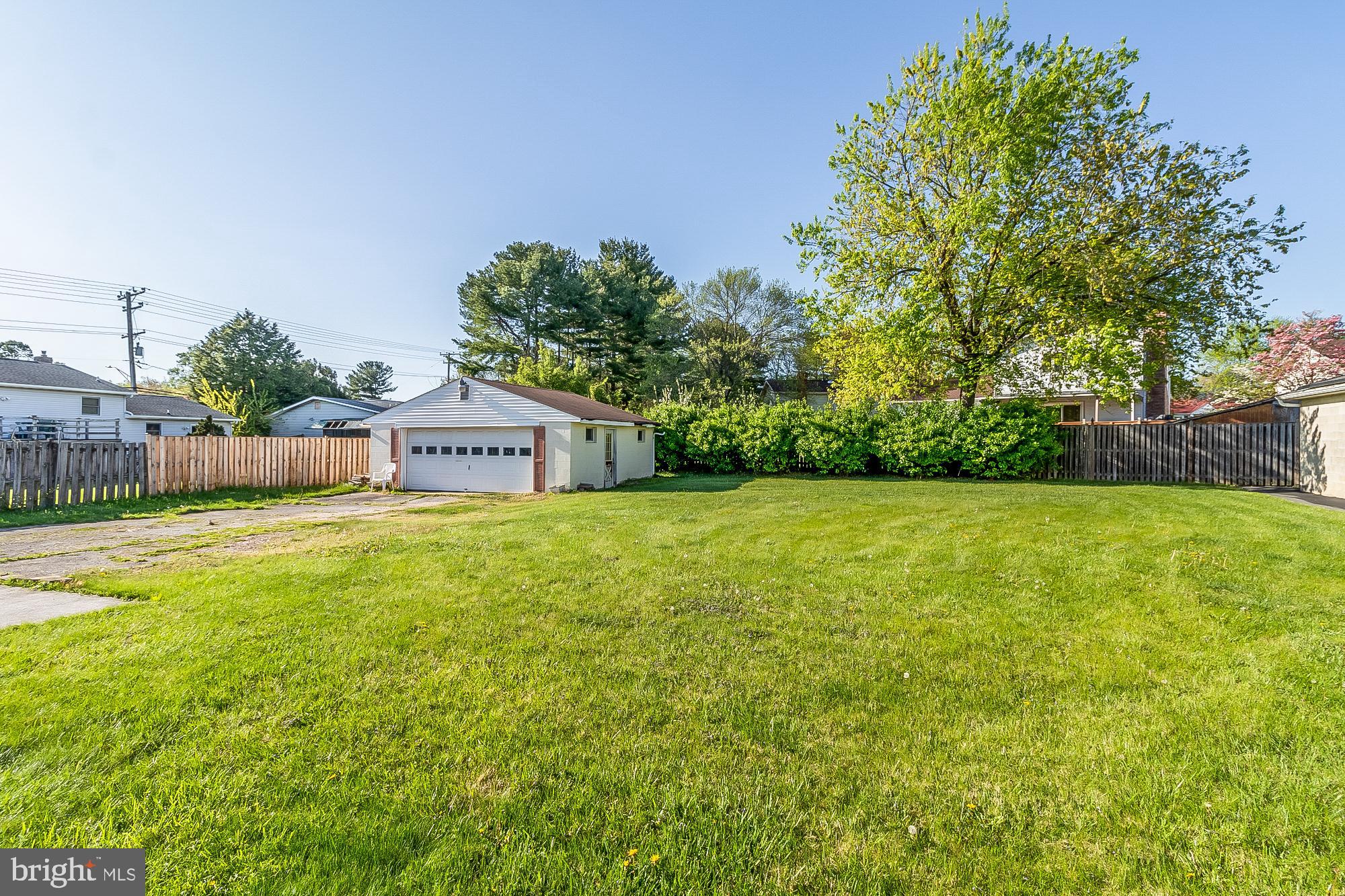 3949 Lumo Cir