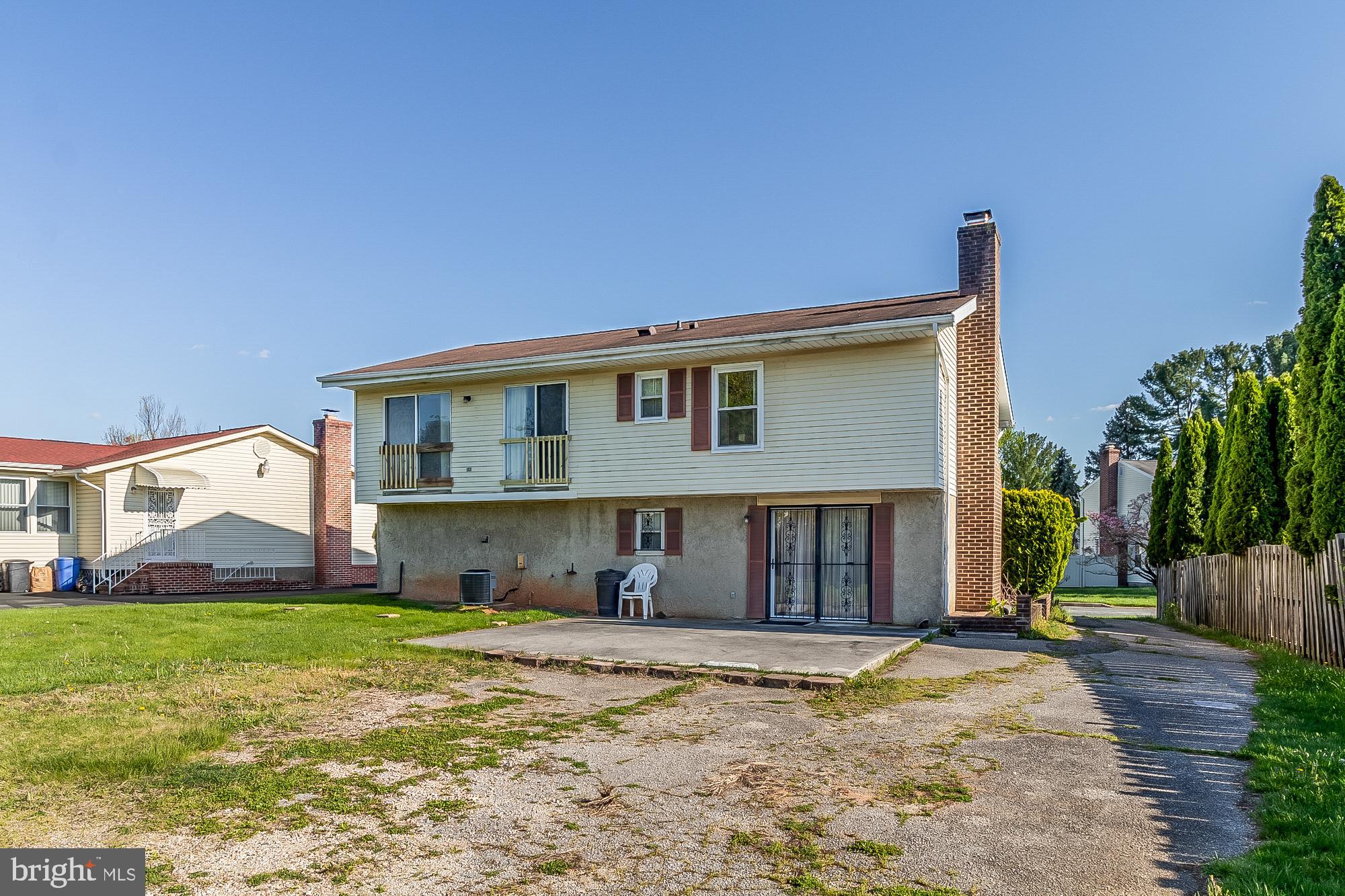 3949 Lumo Cir