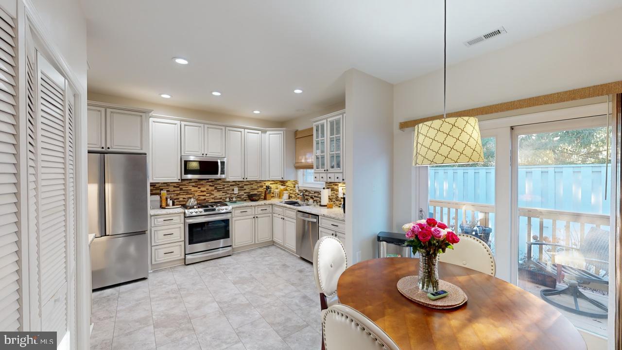 9940 Middle Mill Dr #61