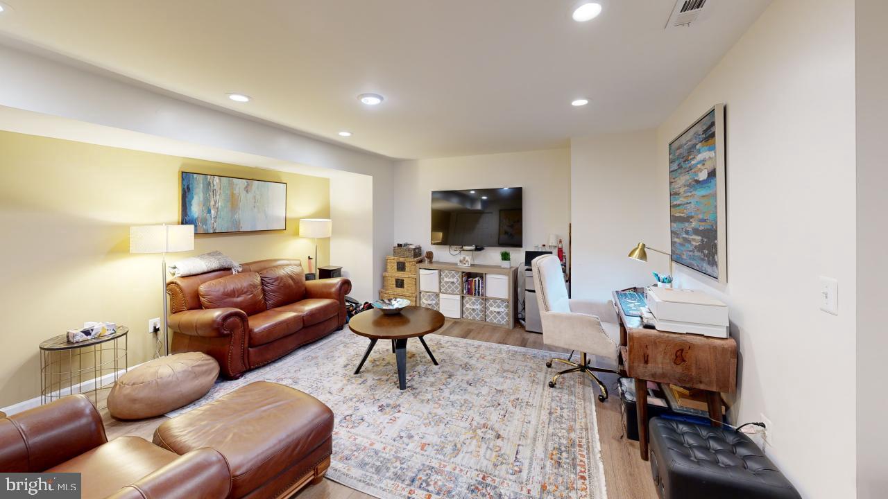 9940 Middle Mill Dr #61