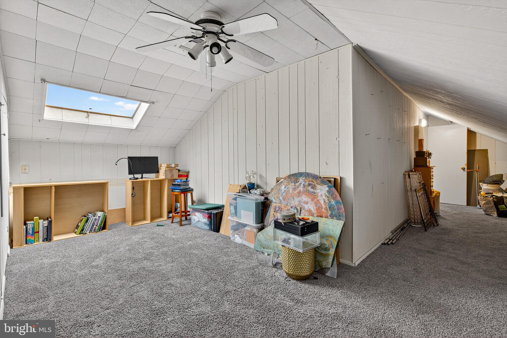 9 RAINBOW COURT