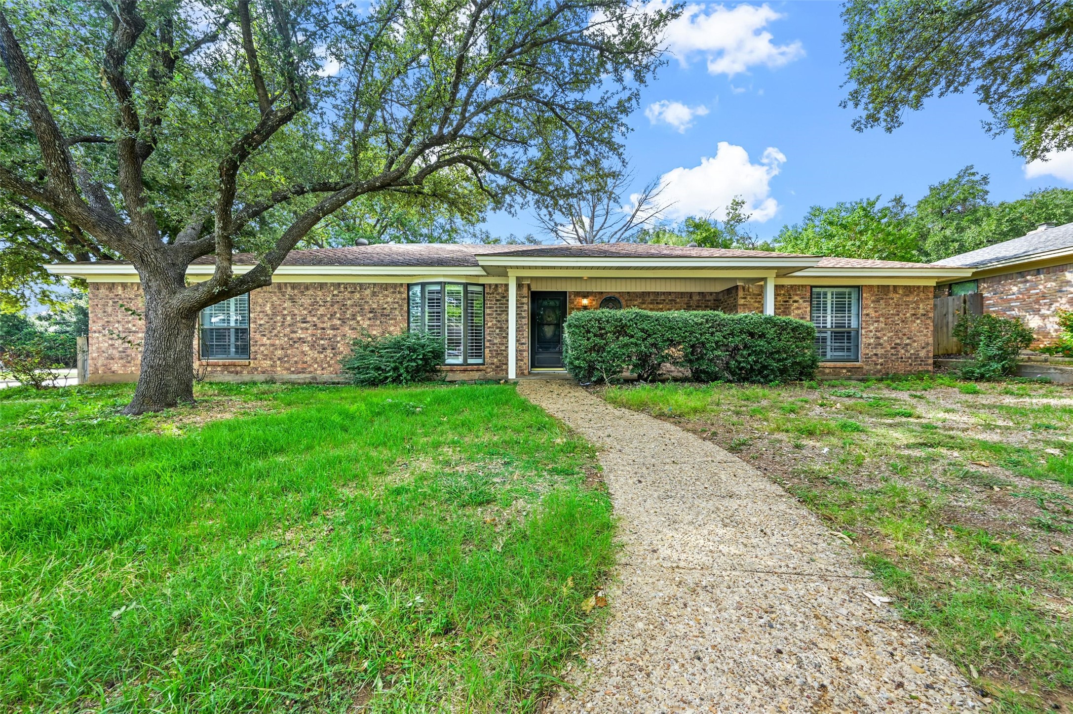 852 San Marcos Lane
