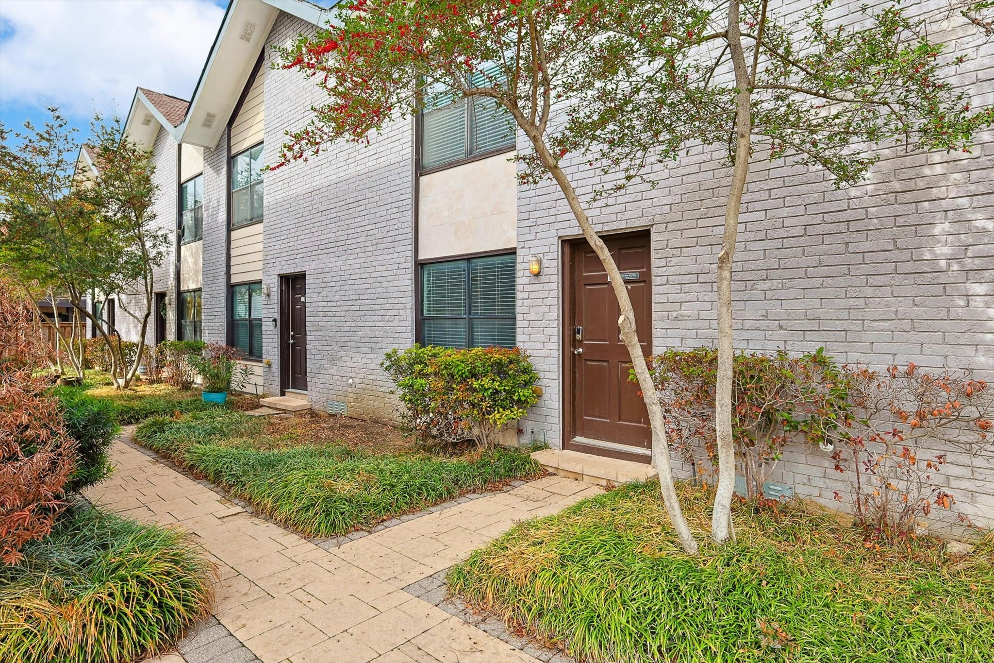 2722 Knight Street 118D