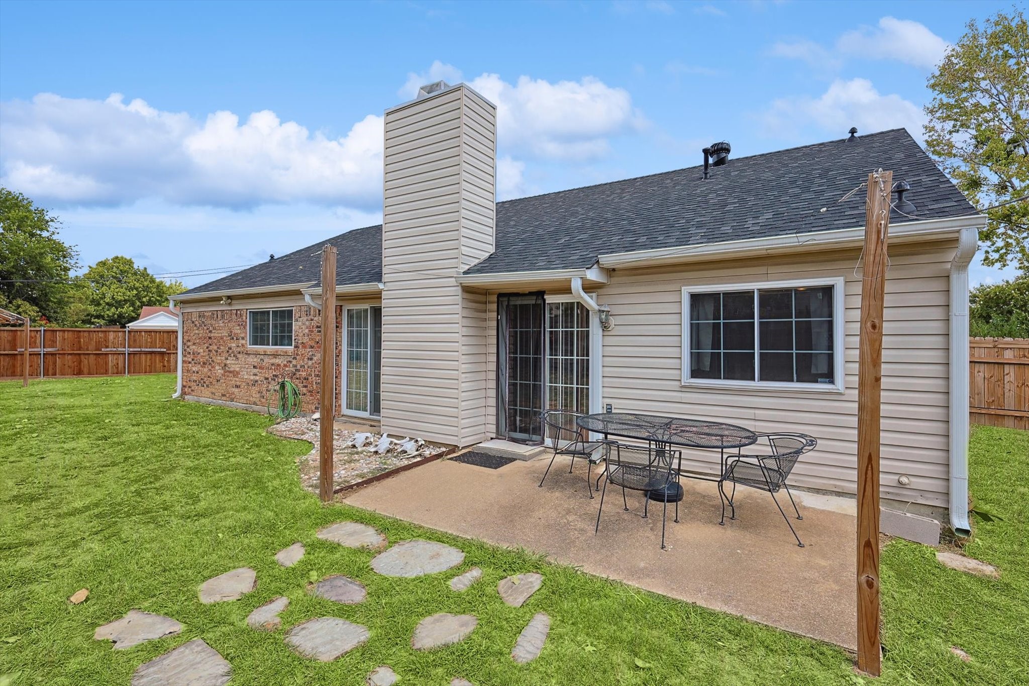 5305 Maple Court
