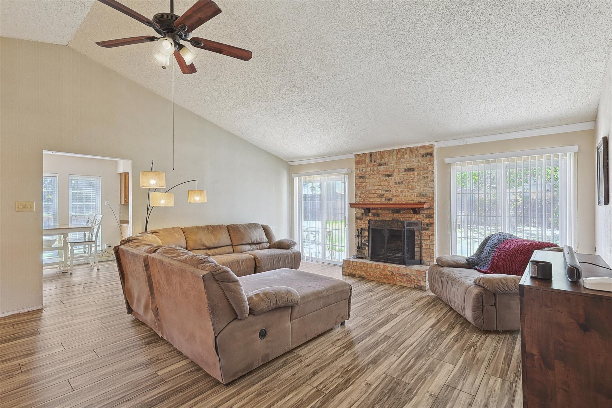 5305 Maple Court
