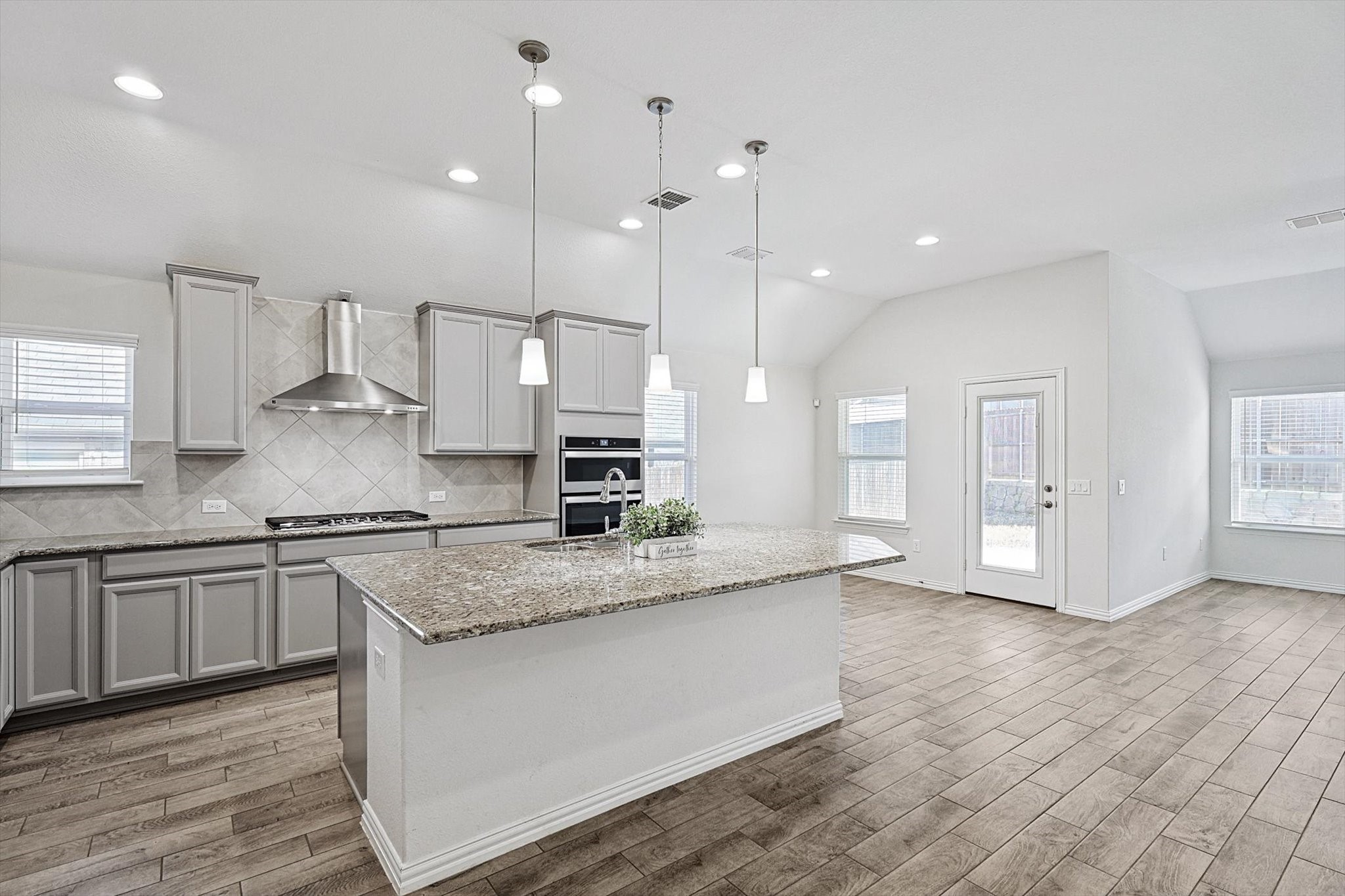 6609 Cedarhurst Court