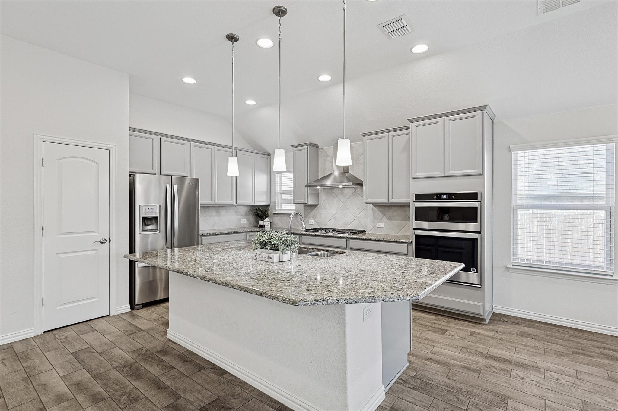 6609 Cedarhurst Court
