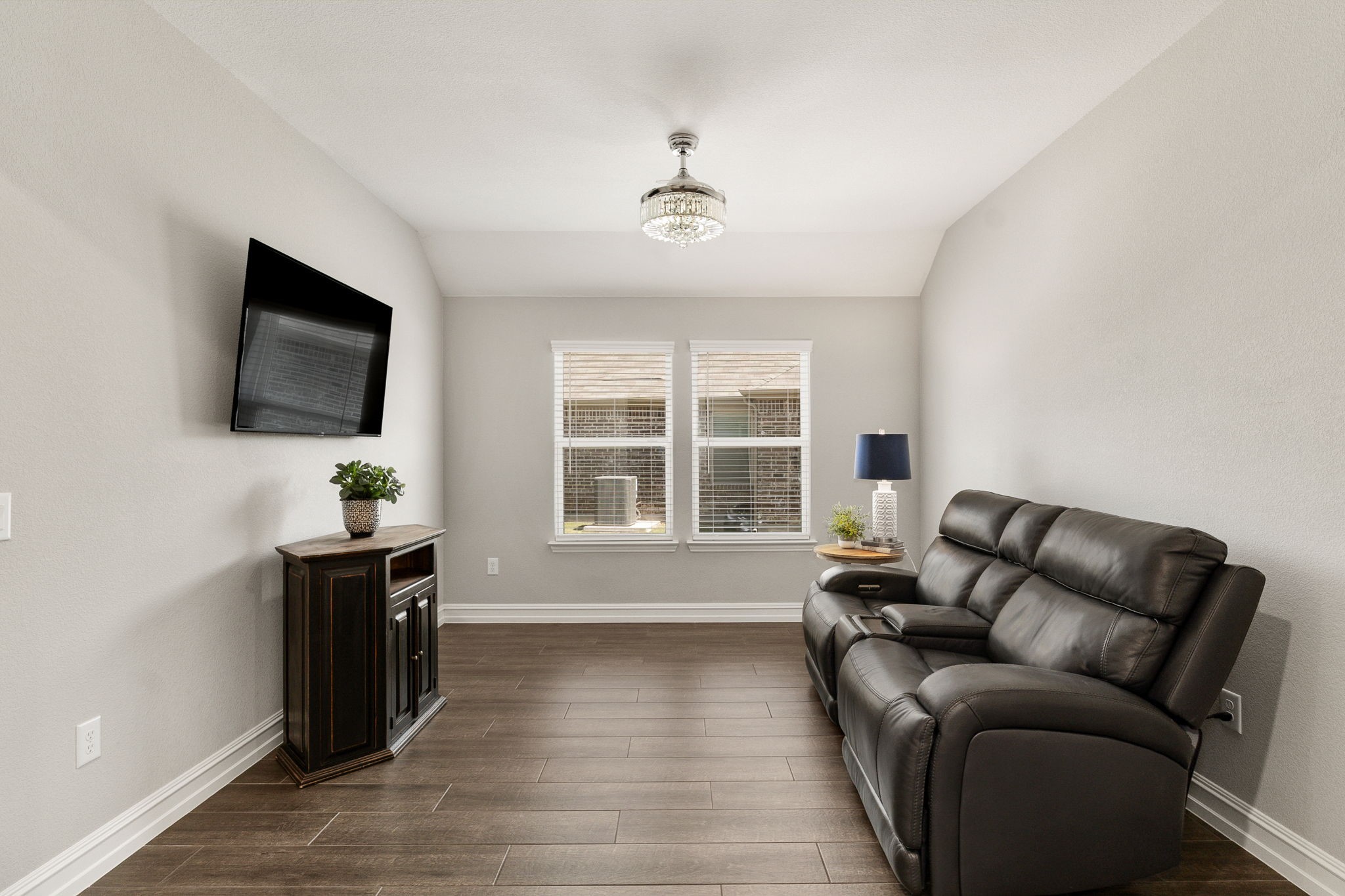 6608 Cedarhurst Court