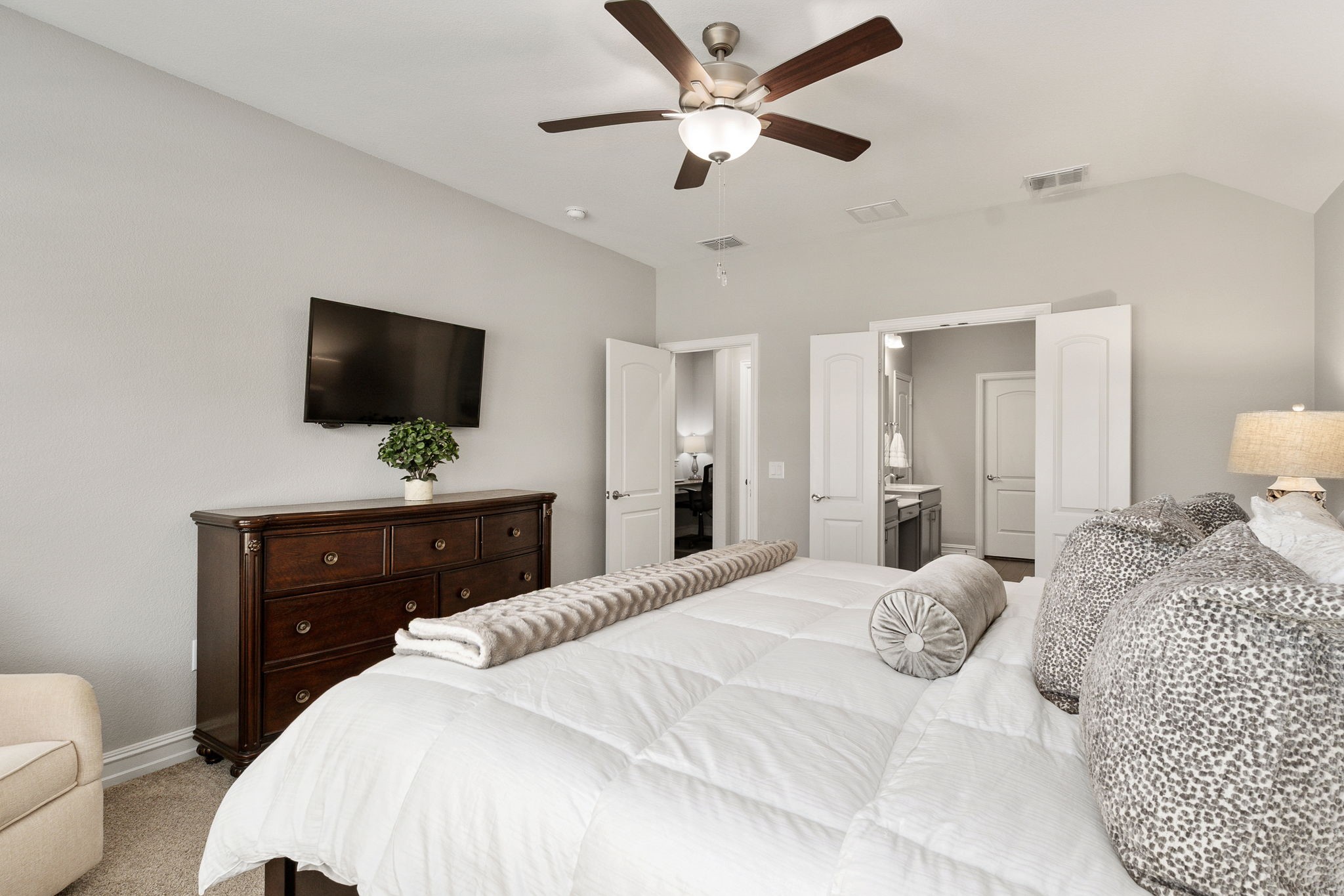6608 Cedarhurst Court