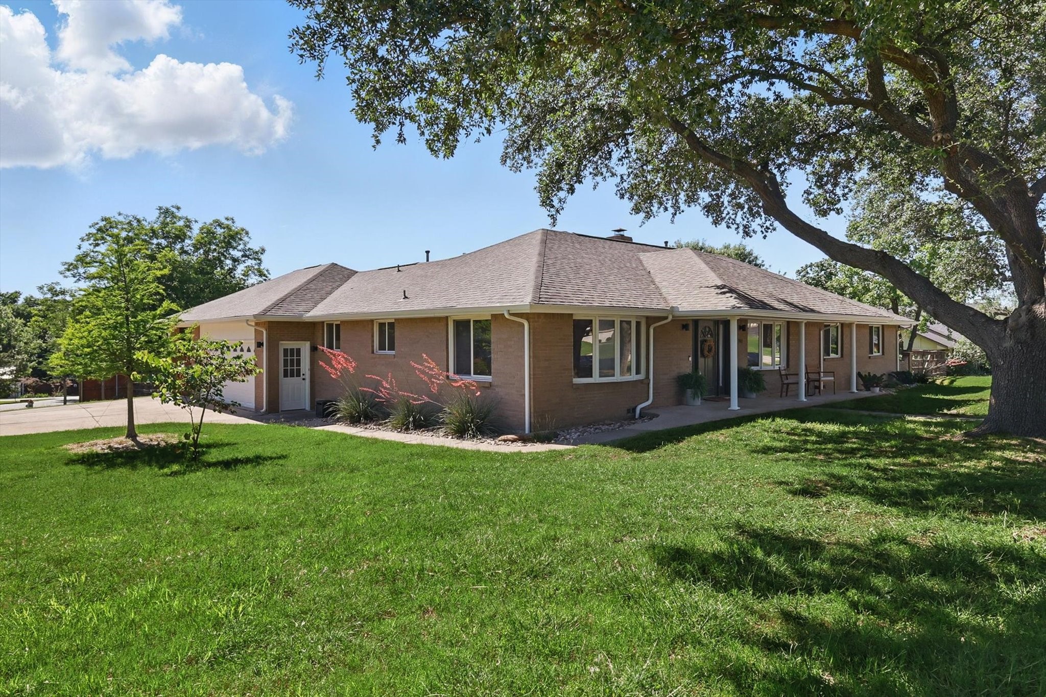 201 Stone Canyon Drive