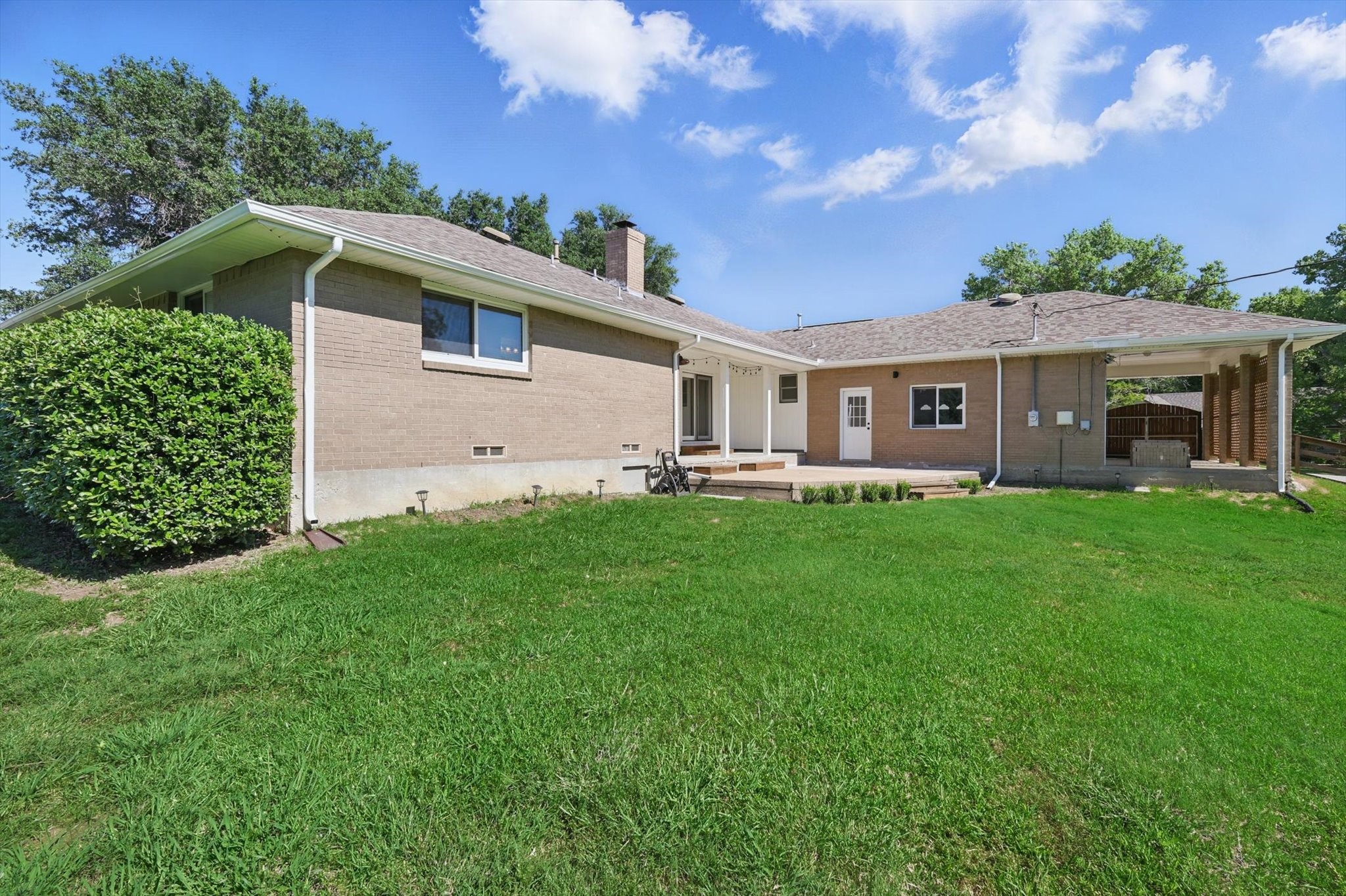 201 Stone Canyon Drive