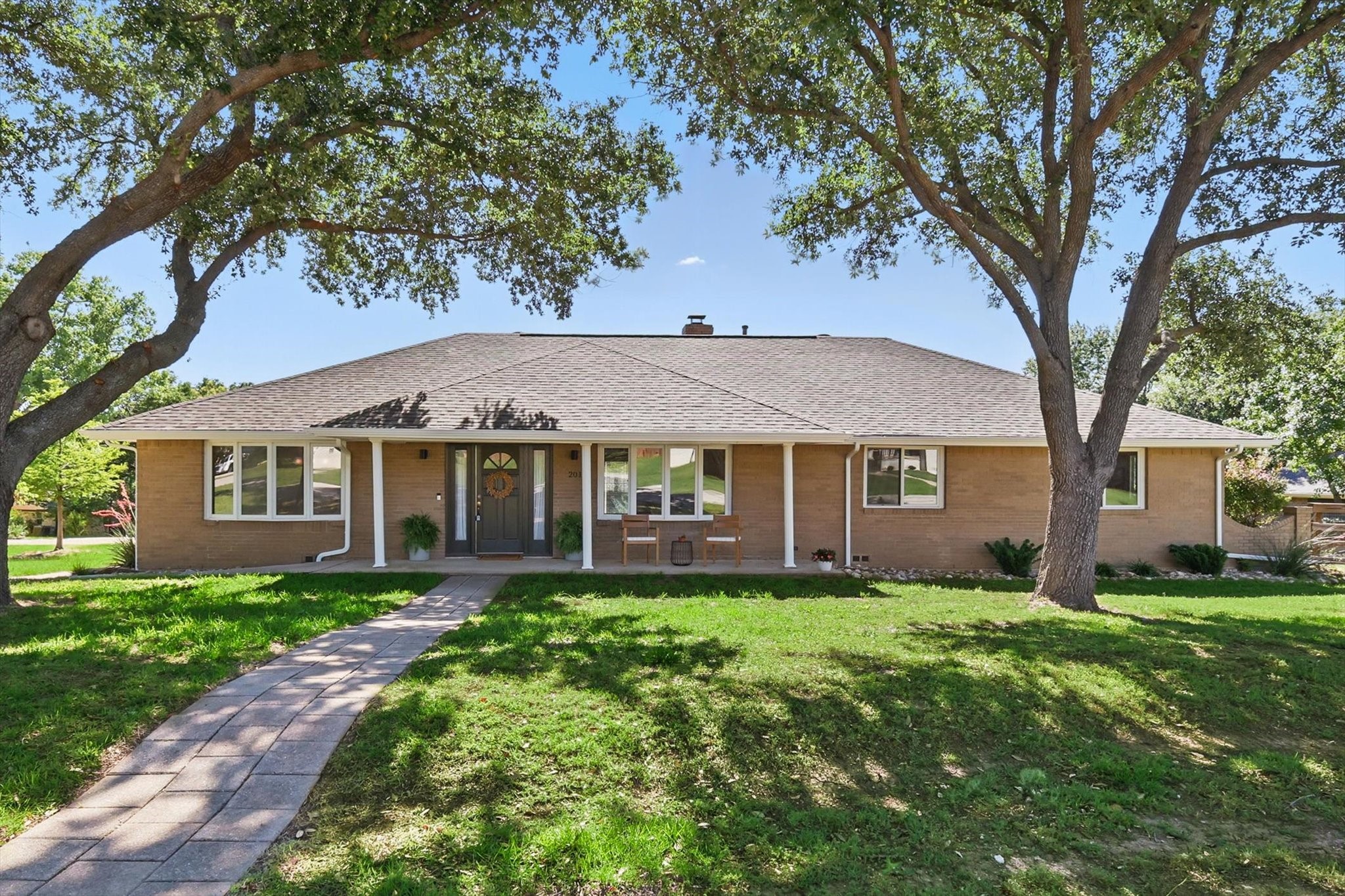 201 Stone Canyon Drive