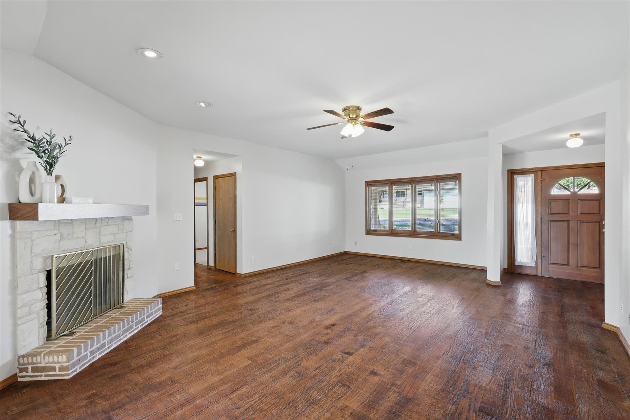 201 Stone Canyon Drive