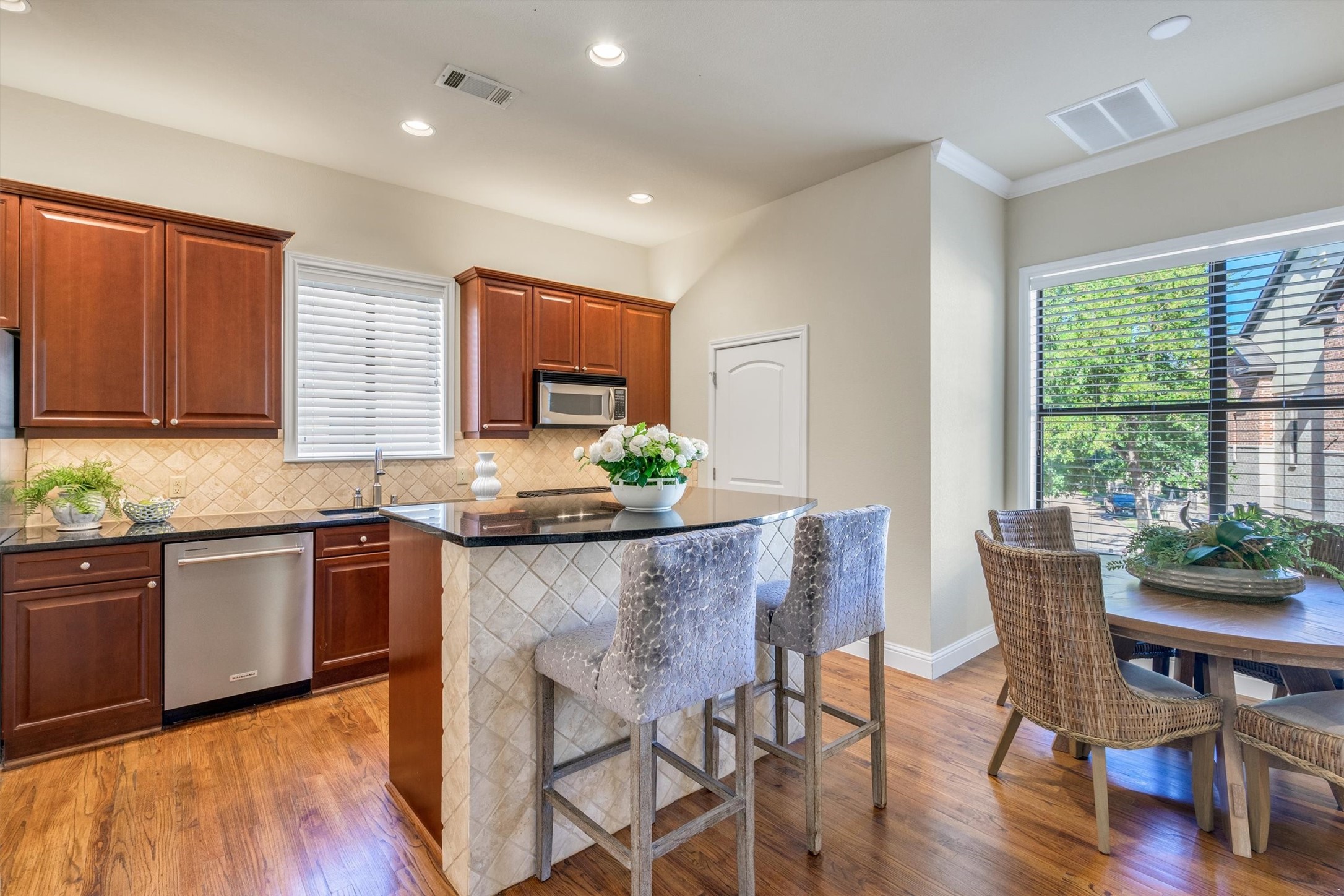 3820 Haskell Court
