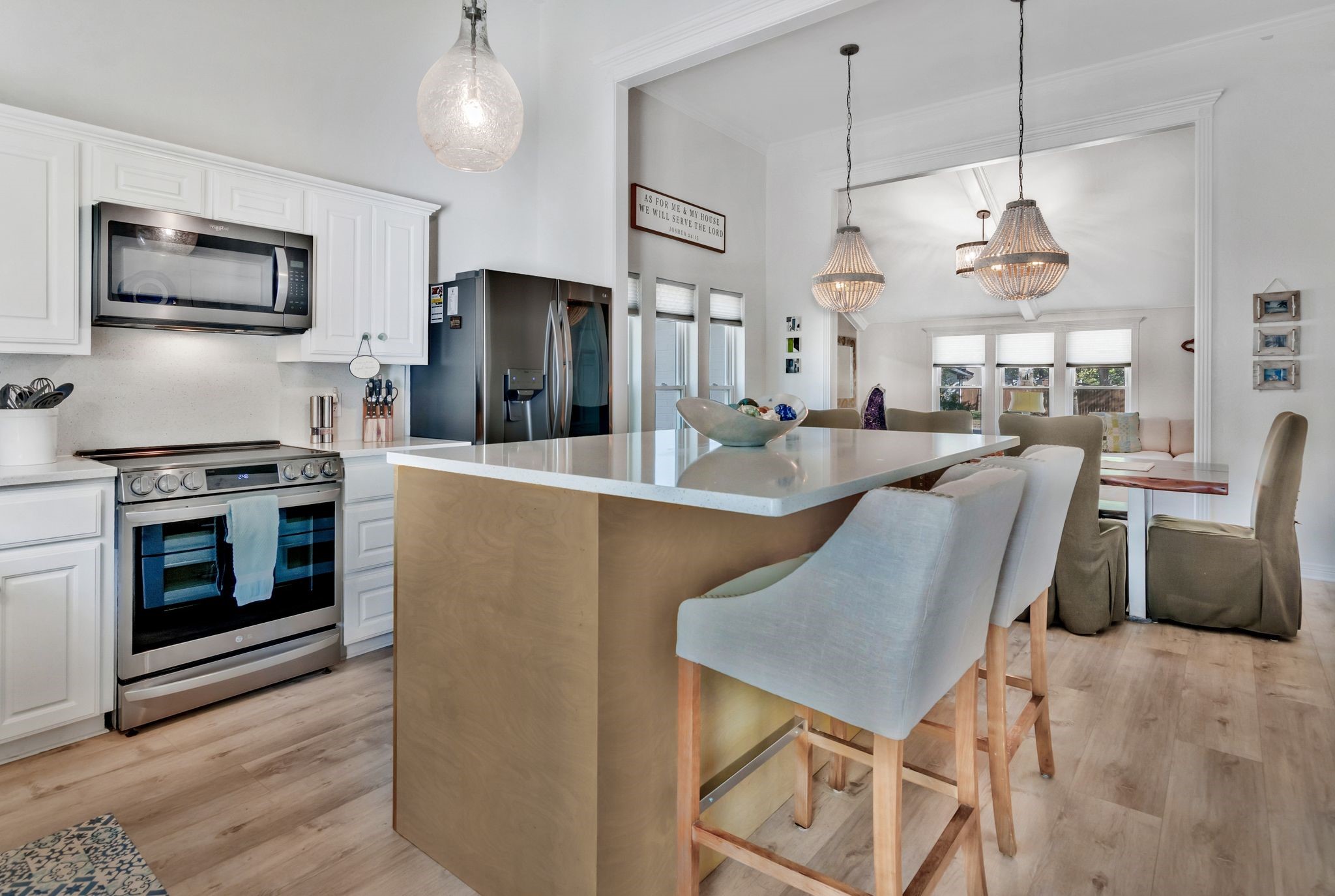 2311 Hummingbird Trail