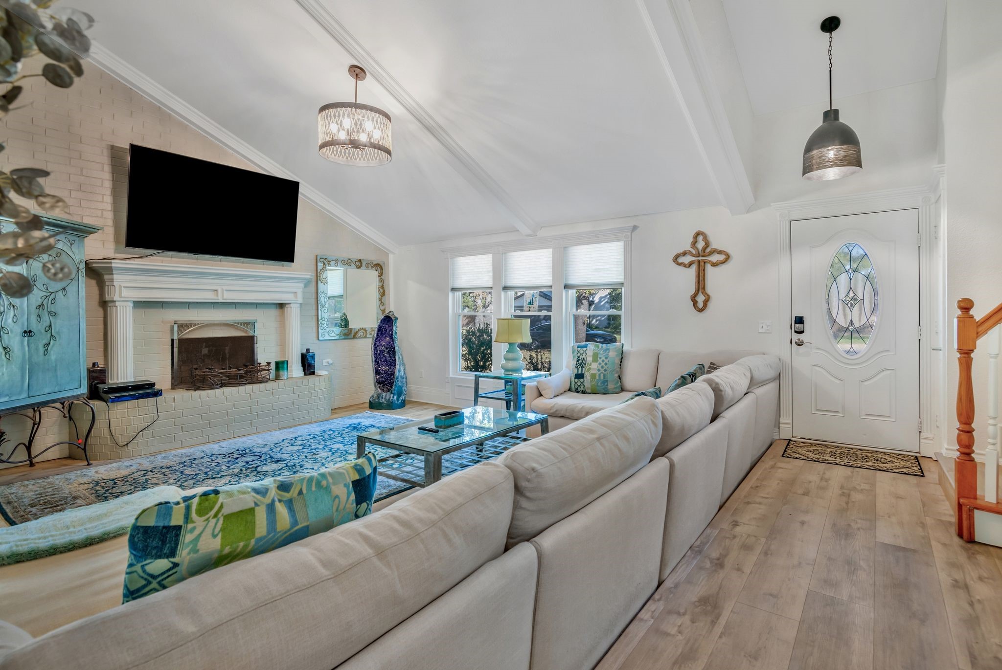 2311 Hummingbird Trail