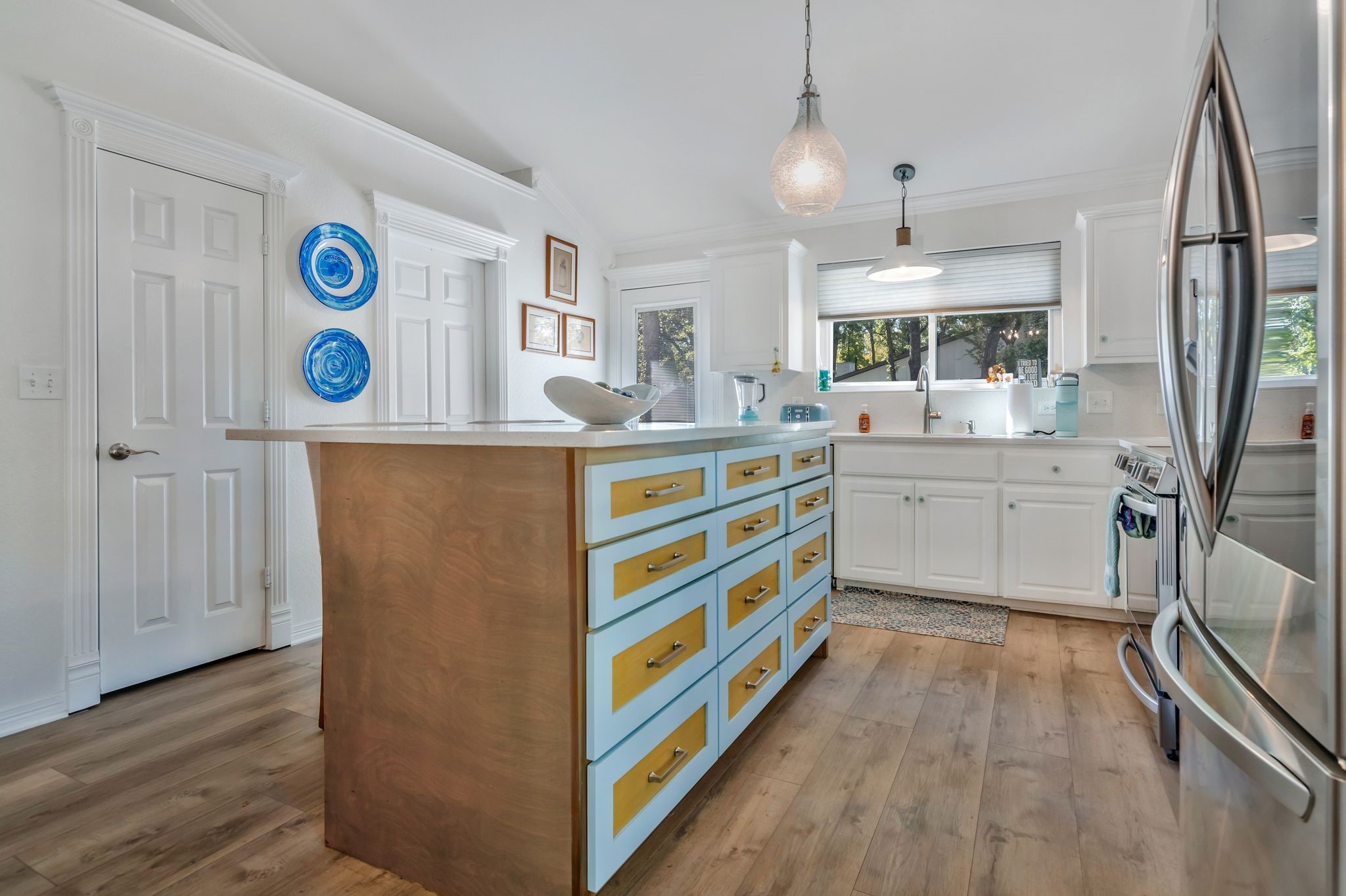2311 Hummingbird Trail