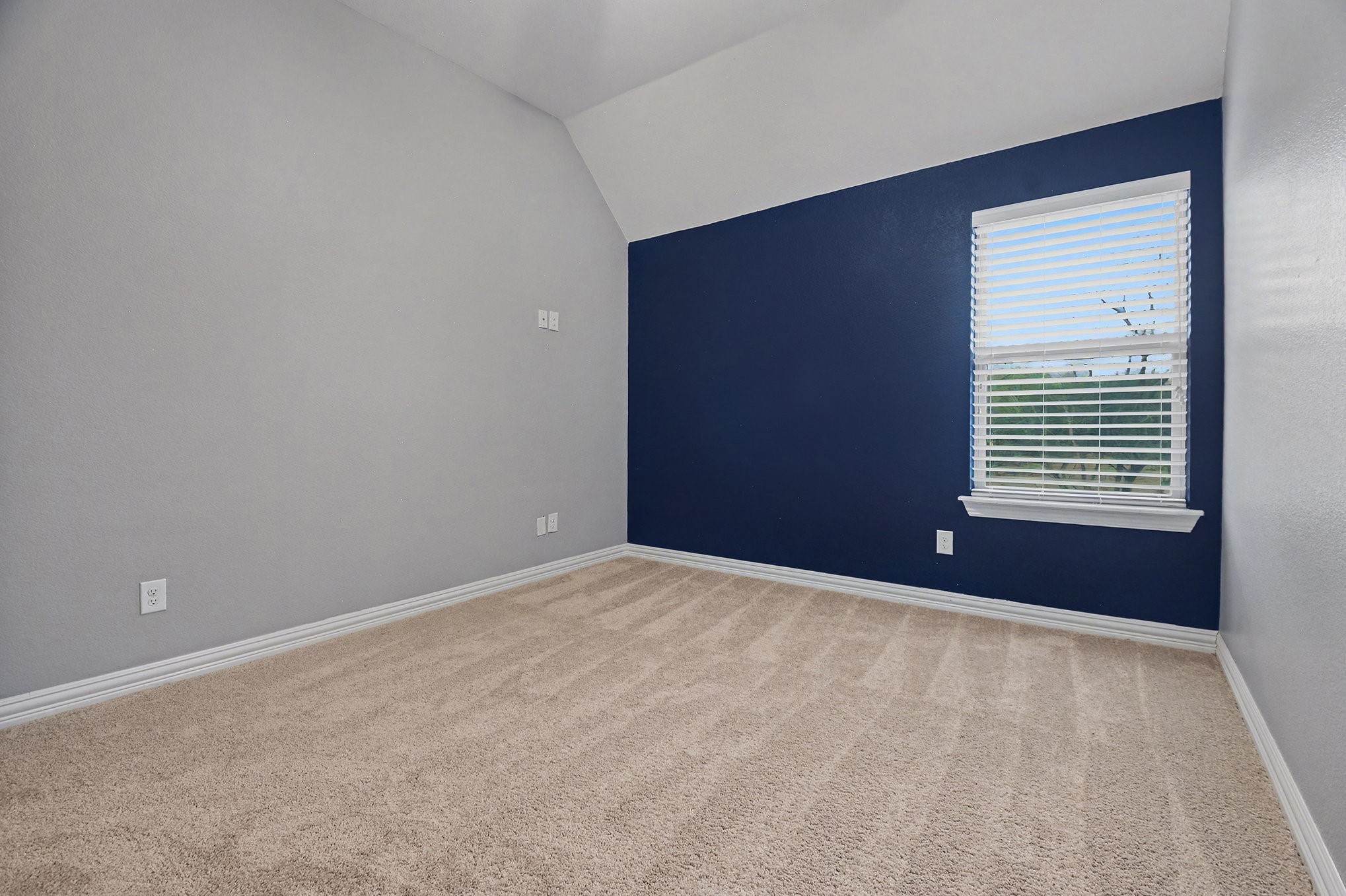 3227 Walnut Grove Place