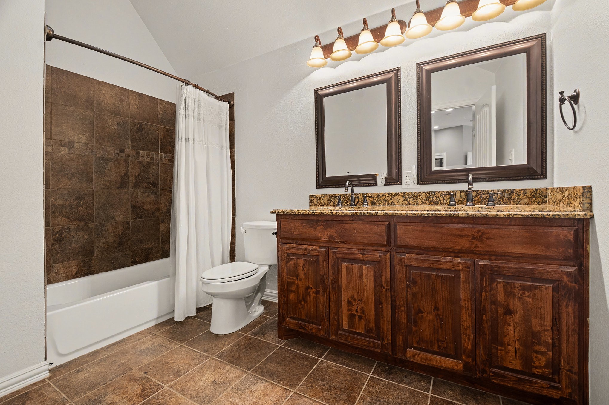3227 Walnut Grove Place