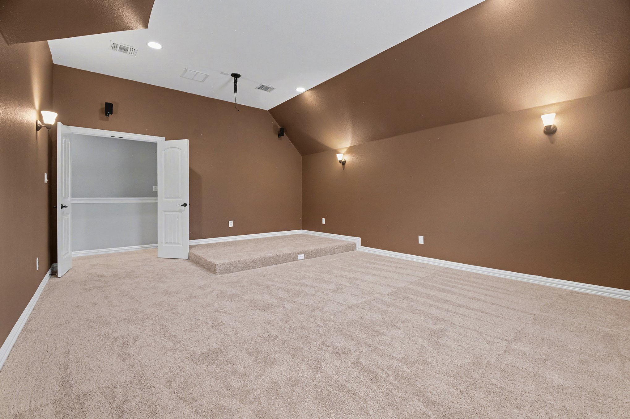 3227 Walnut Grove Place