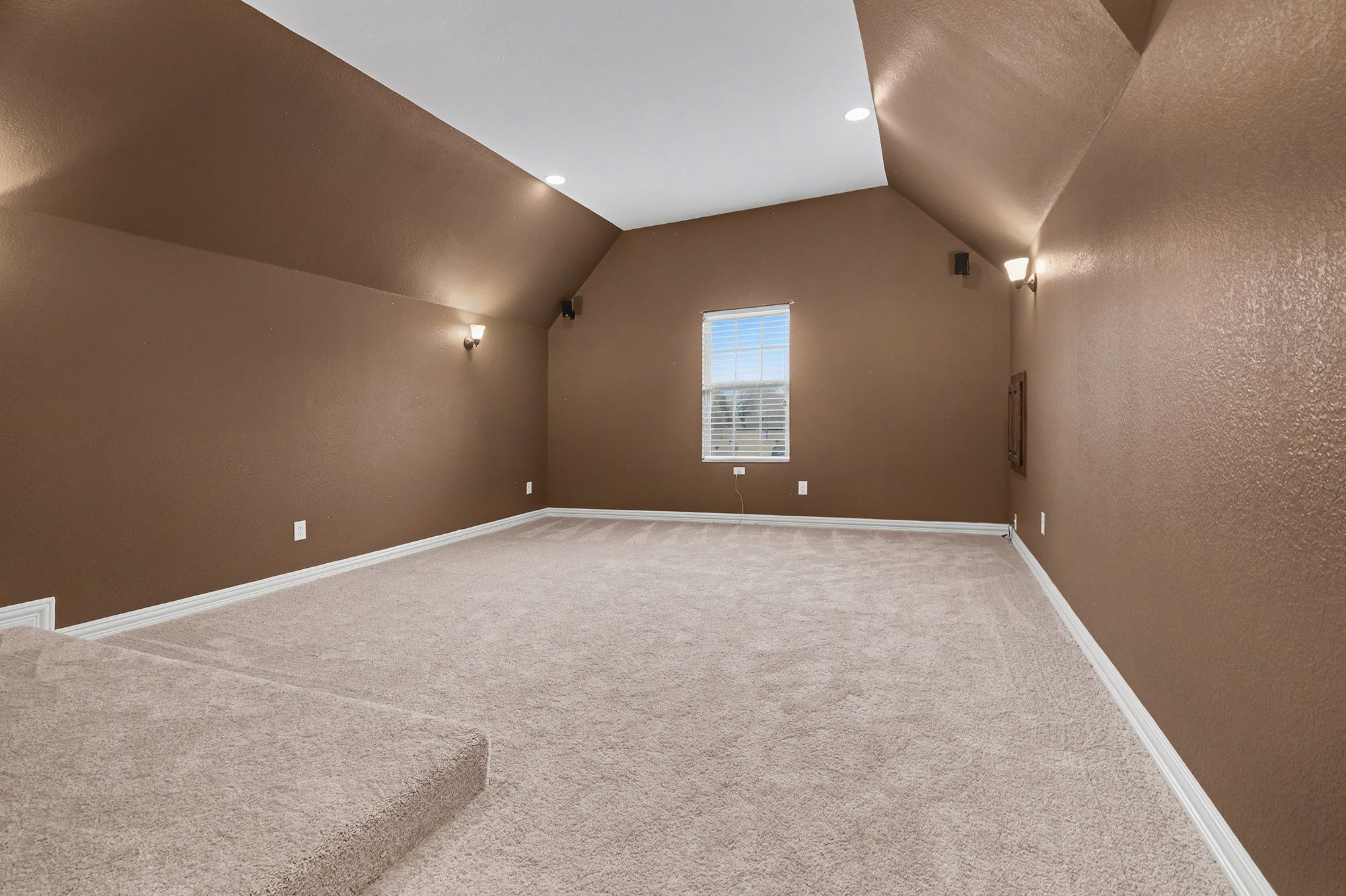 3227 Walnut Grove Place