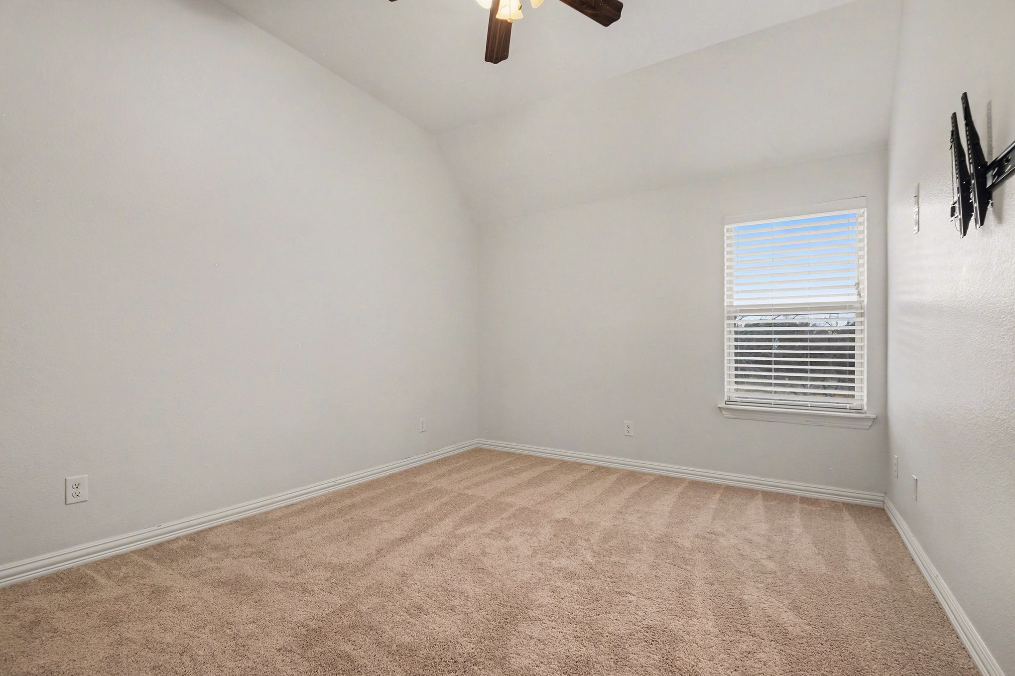 3227 Walnut Grove Place