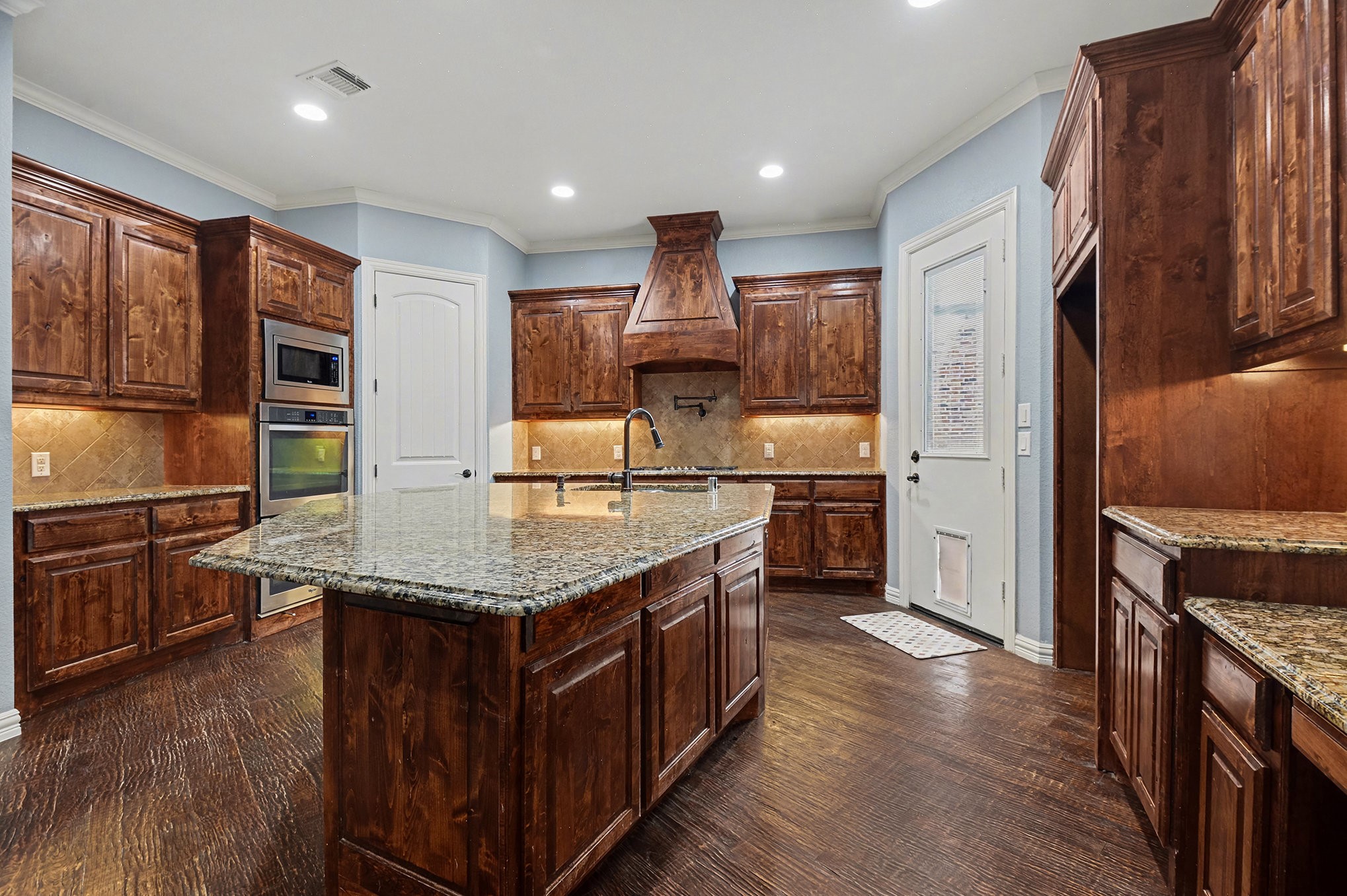 3227 Walnut Grove Place