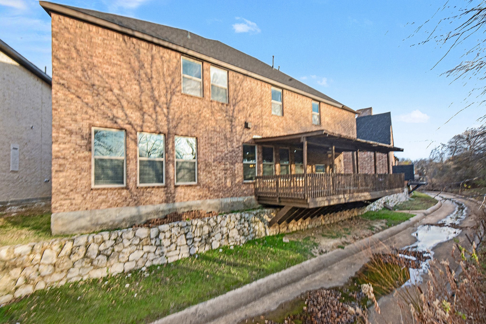 3227 Walnut Grove Place
