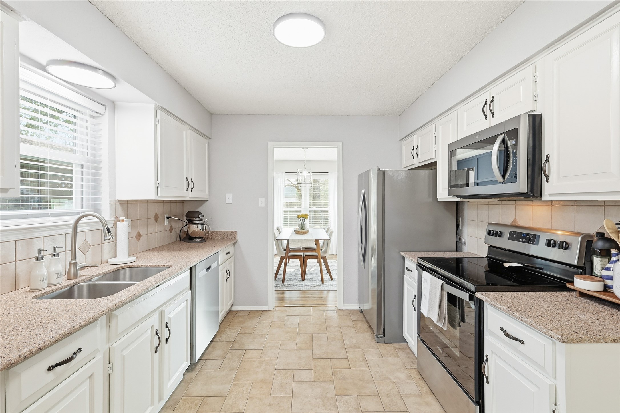 1309 River Oaks Drive