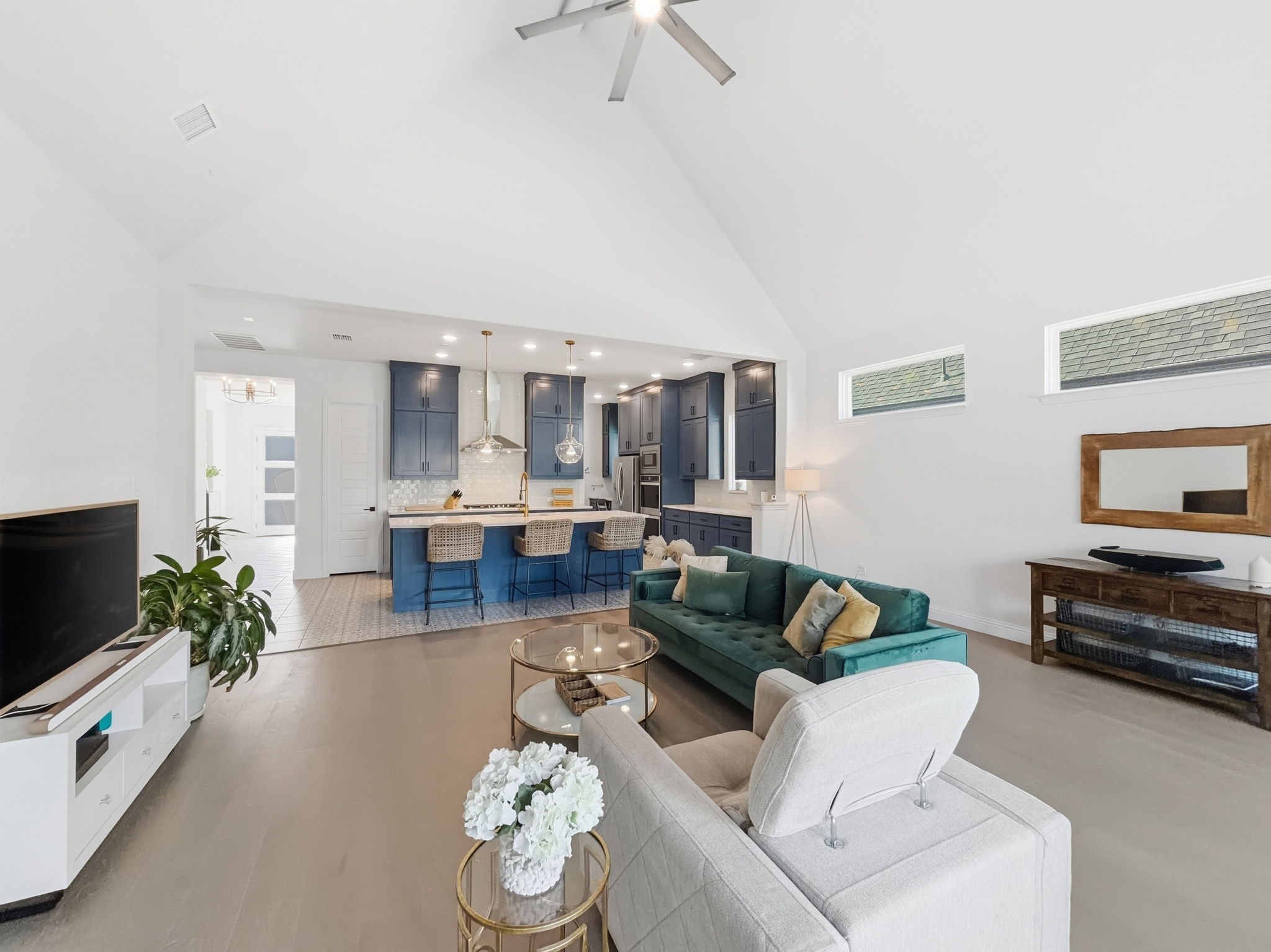 4237 Sexton Lane