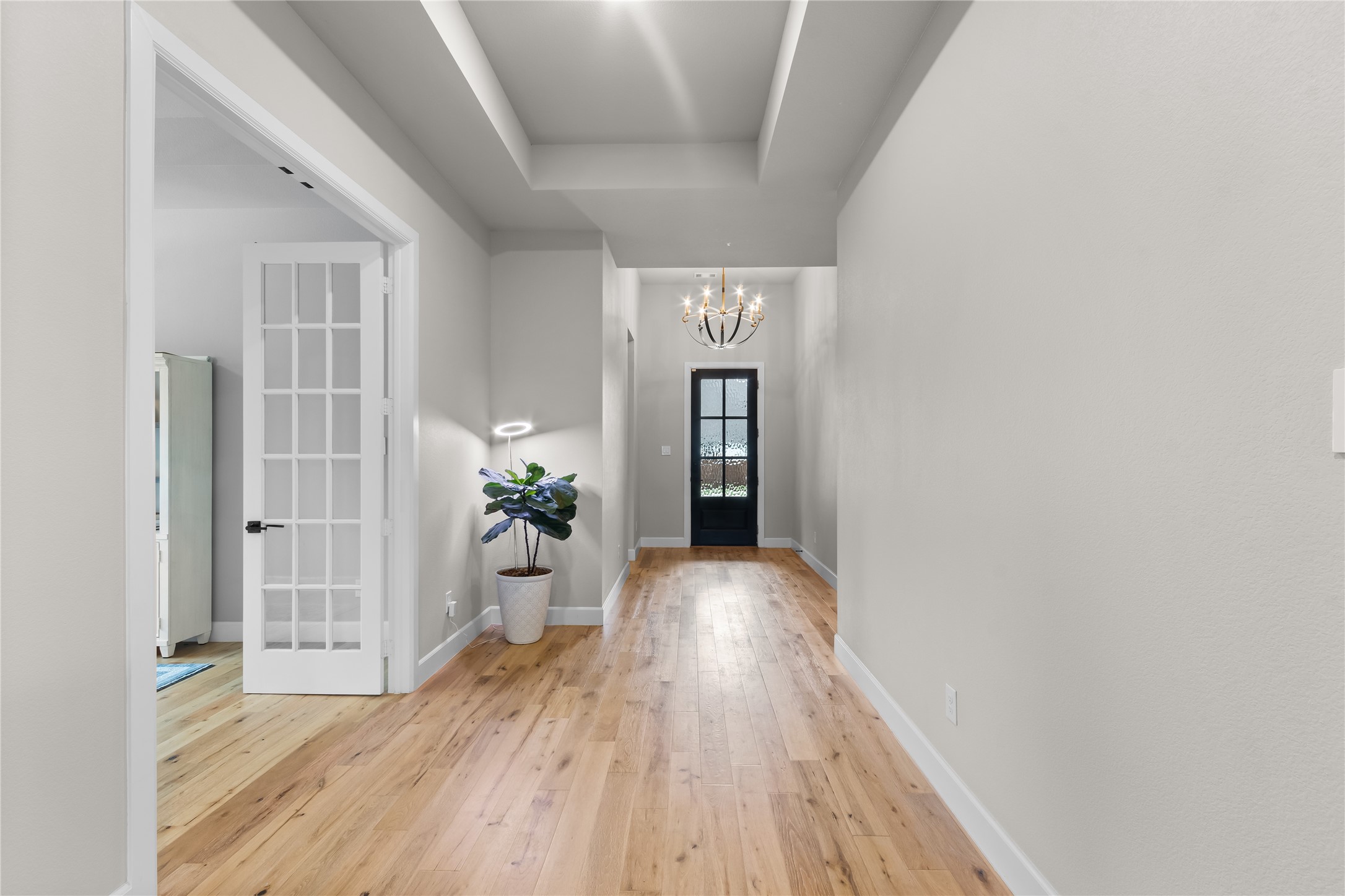 2800 Garrett Drive