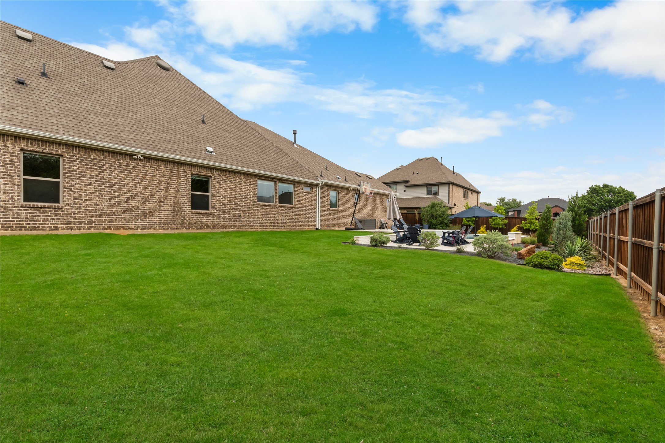 2800 Garrett Drive